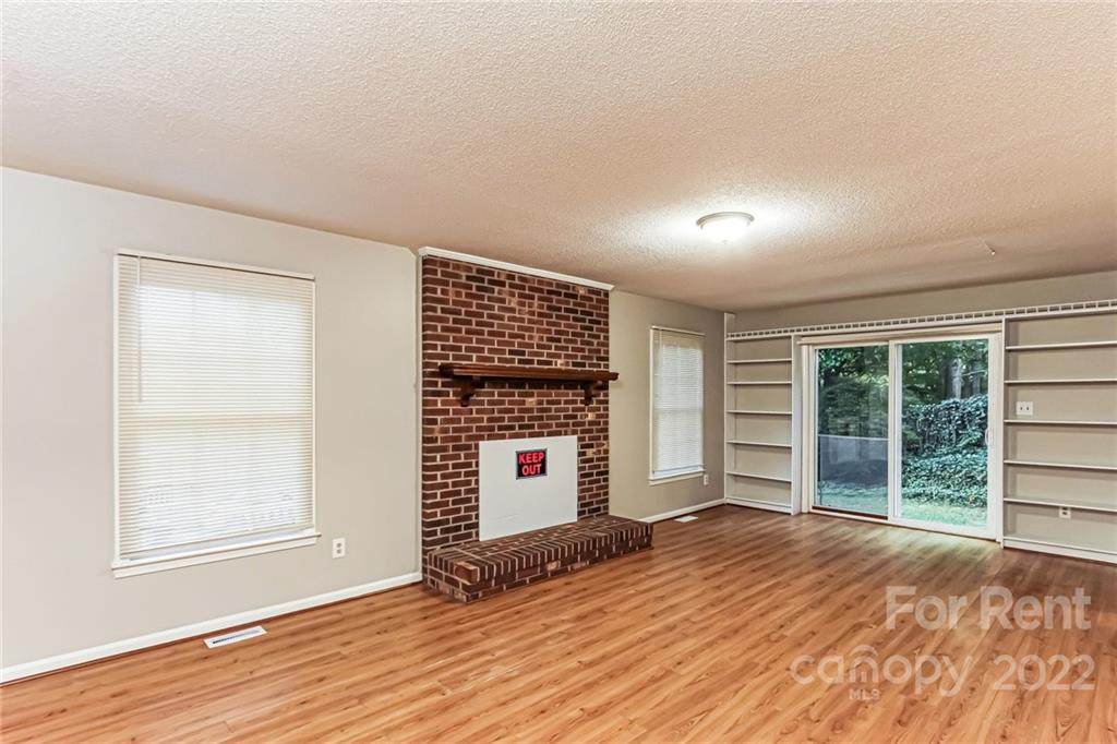 116 Beacon Hills Drive - Photo 1