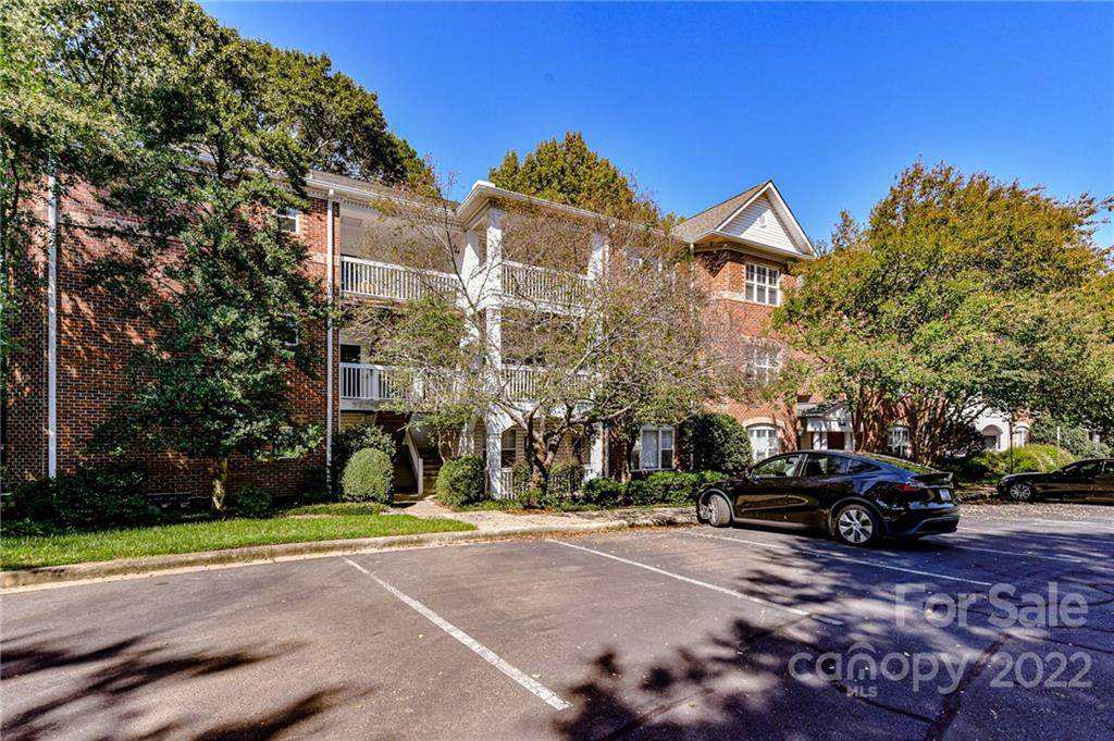 5601 Fairview Road - Photo 1