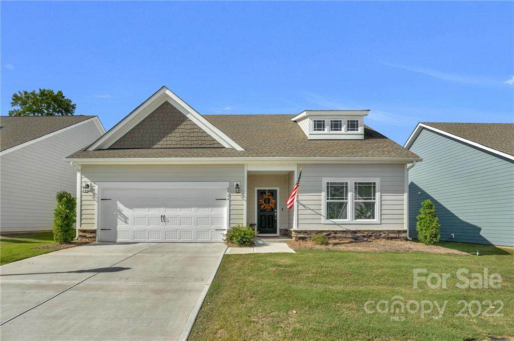 4524 Grove Manor Drive - Photo 1