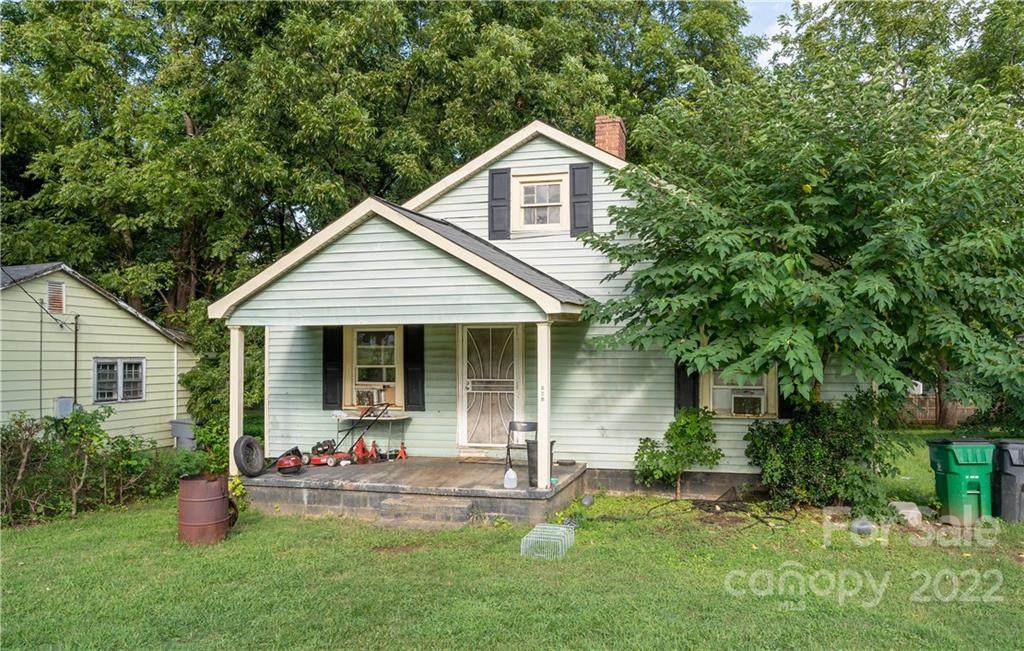 804 Rayon Street - Photo 1