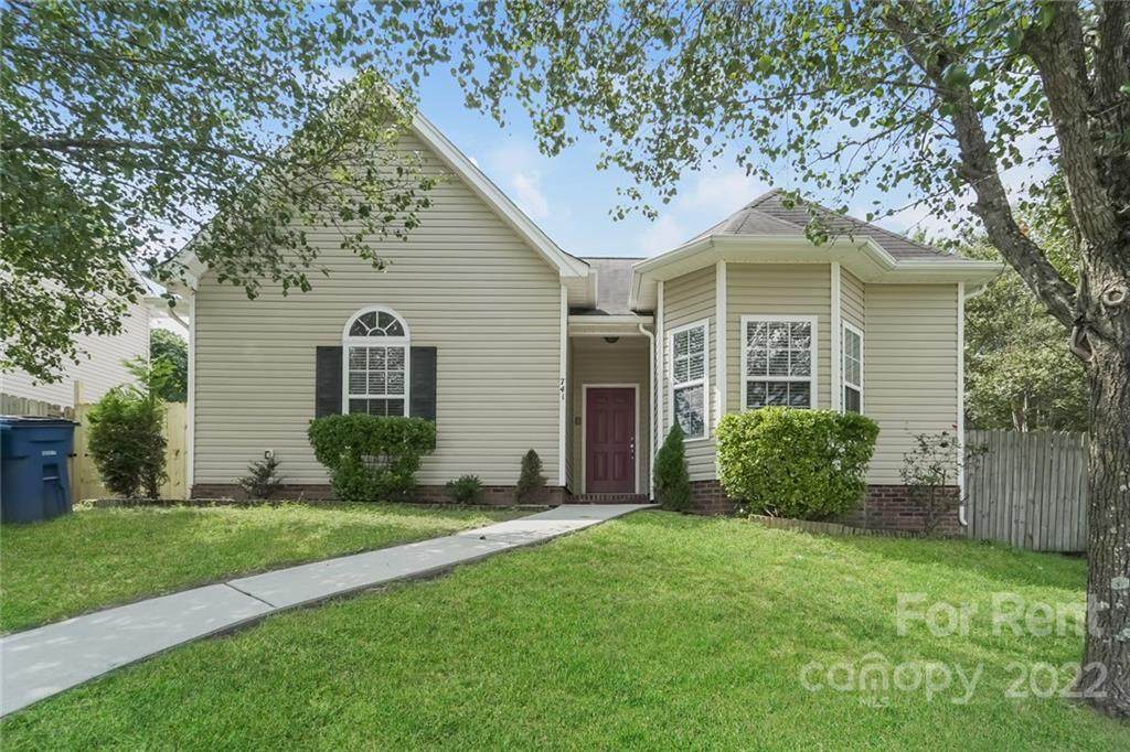 741 Sir Raleigh Drive - Photo 1