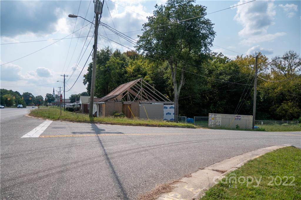409 Post Road - Photo 1