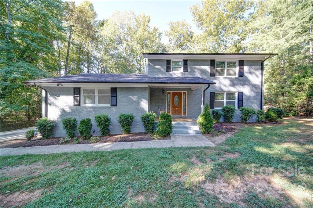 1833 Windsor Drive - Photo 1