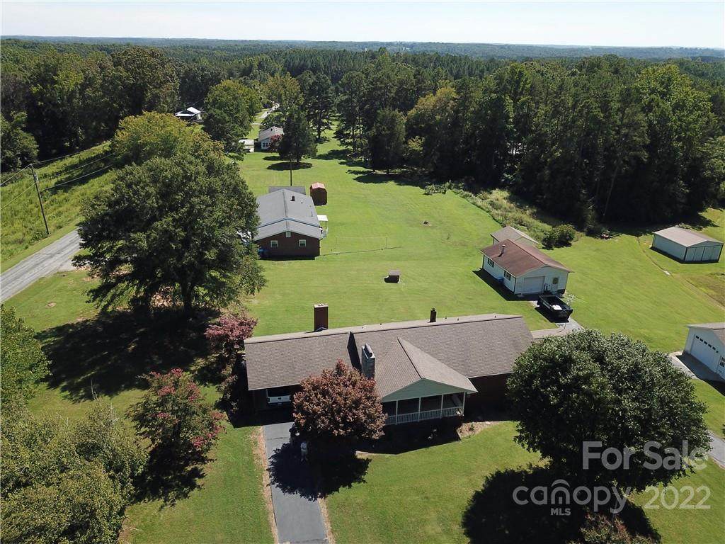 315 Pine Ridge Road - Photo 1