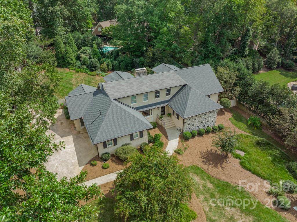 3511 Ravencliff Drive - Photo 1