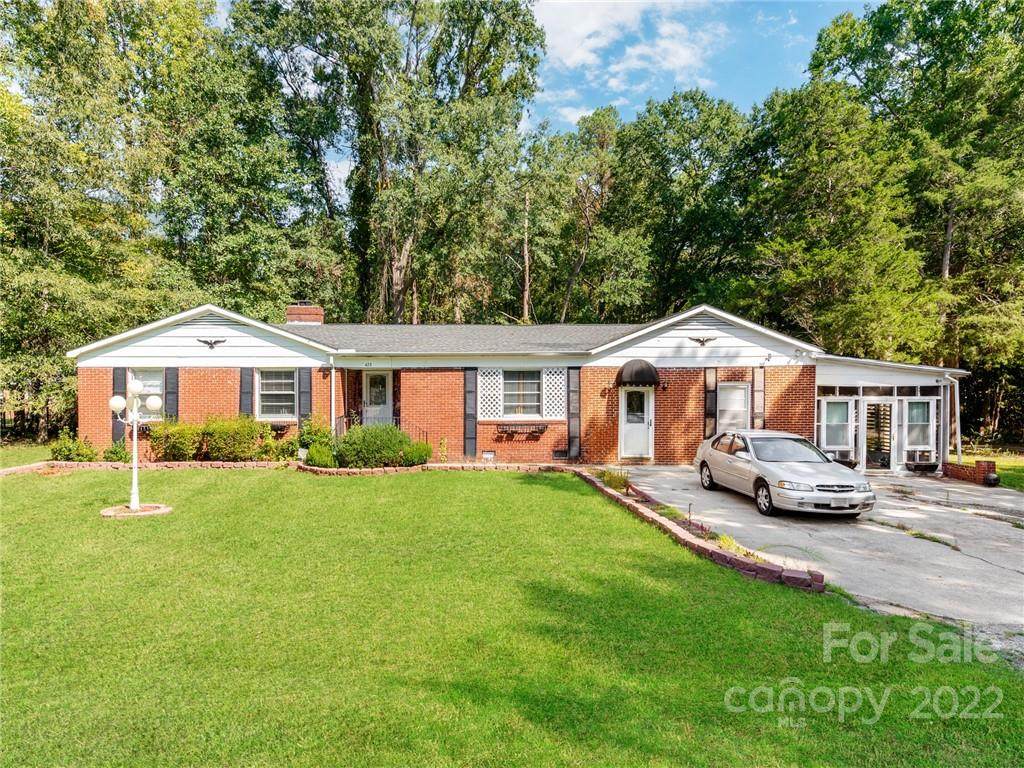 423 Isom Street - Photo 1