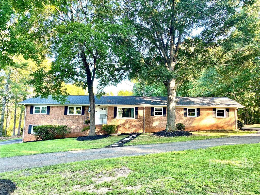 2028 Miranda Road - Photo 1