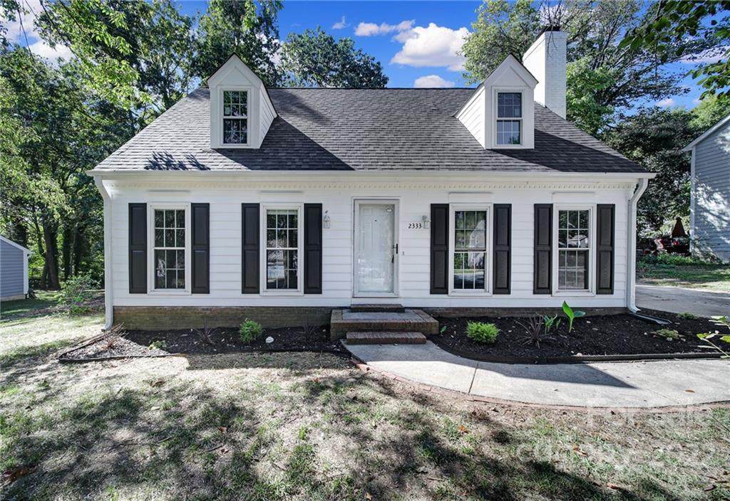 2333 Castlecomer Drive - Photo 1