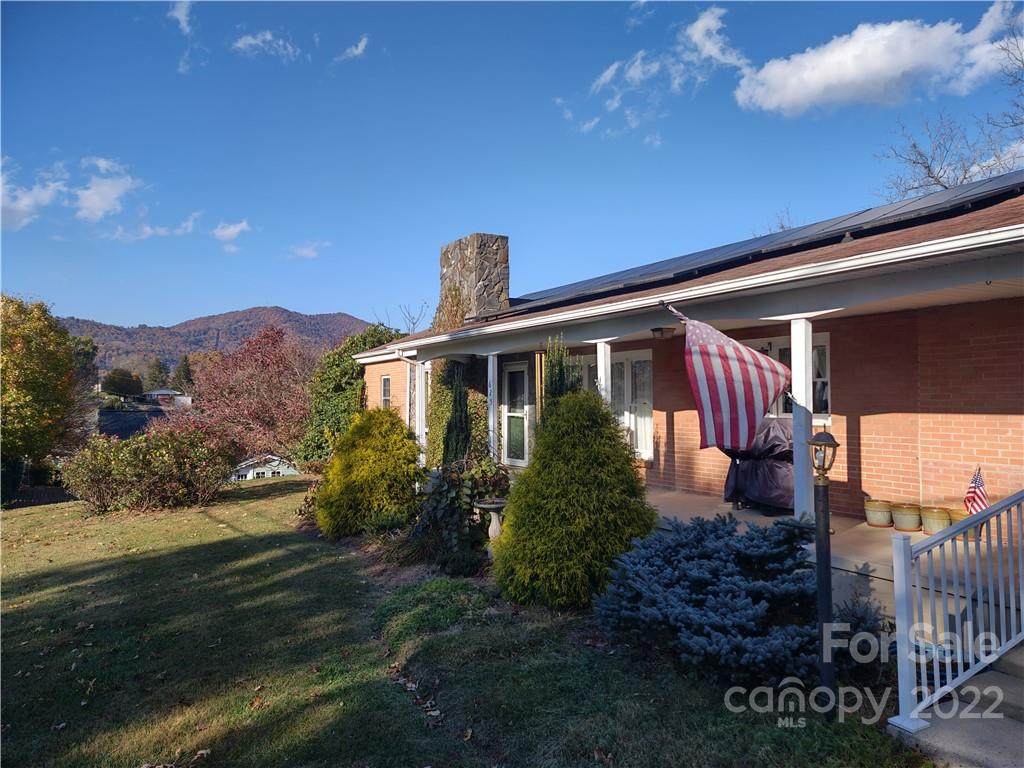 625 Mulberry Street - Photo 1
