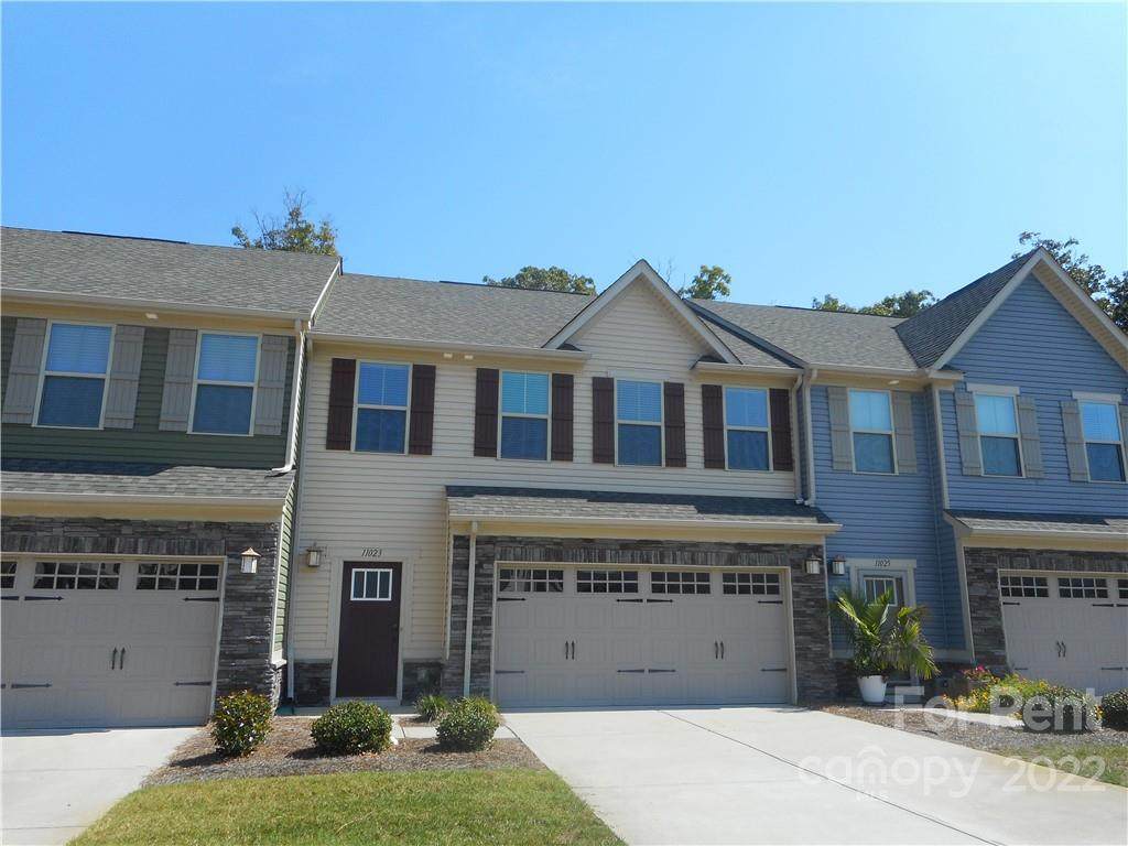 11023 Discovery Drive - Photo 1