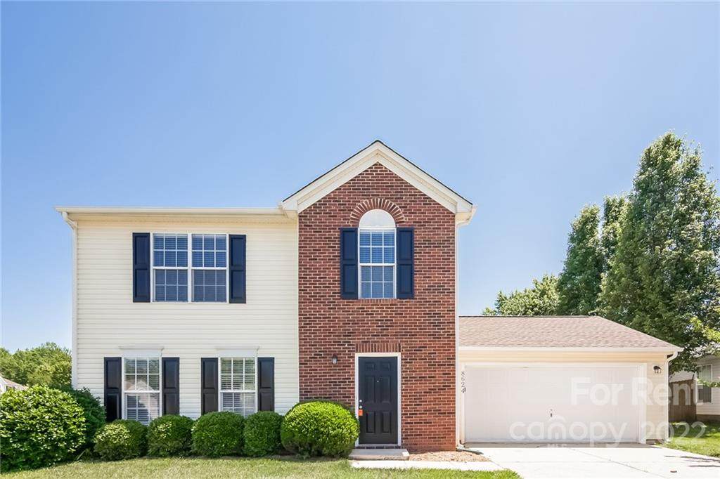 8624 Tweedsmuir Glen Lane - Photo 1