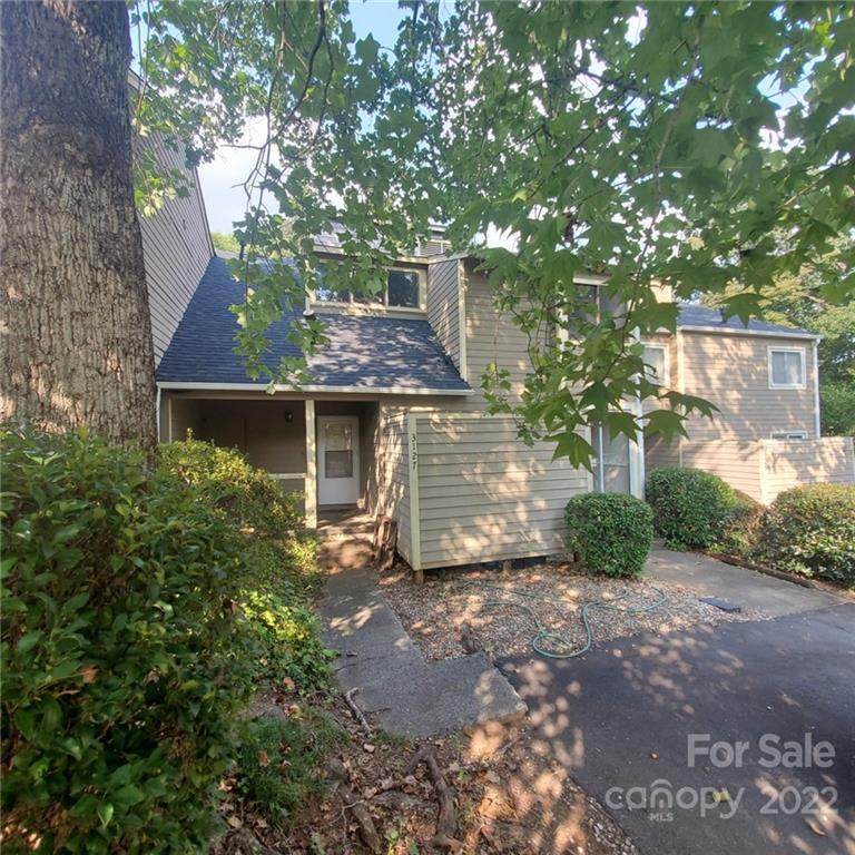 3127 Windbluff Drive - Photo 1