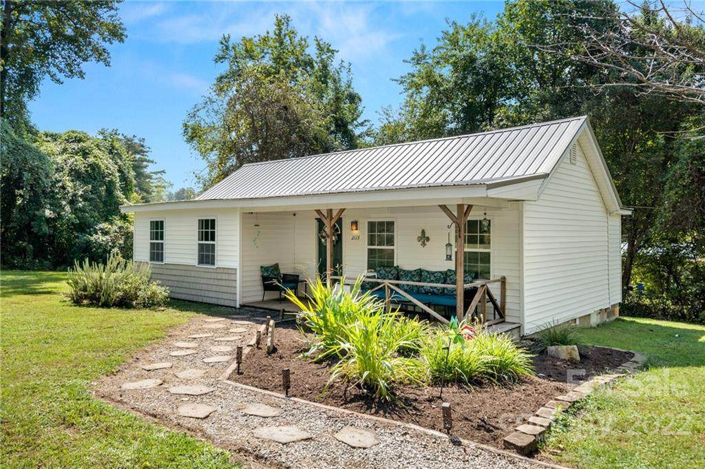 2123 Arlington Place - Photo 1