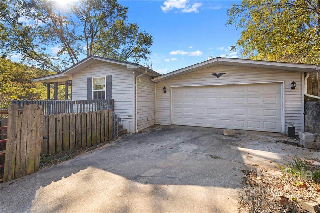 7 Horse Barn Road - Photo 1