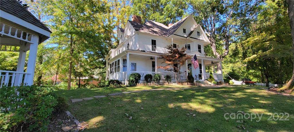 224 Love Lane - Photo 1