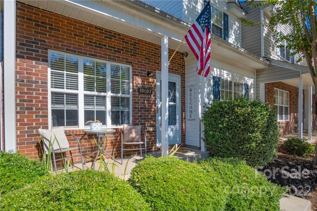 10107 Frosty Lane - Photo 1