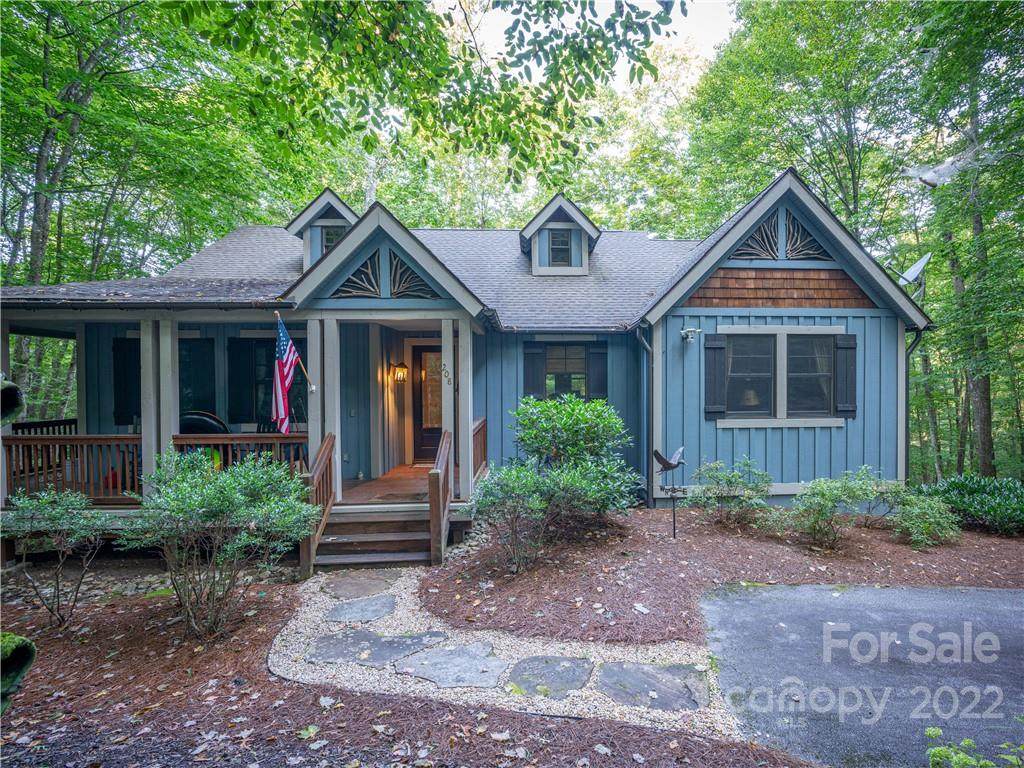 208 Grandview Drive - Photo 1