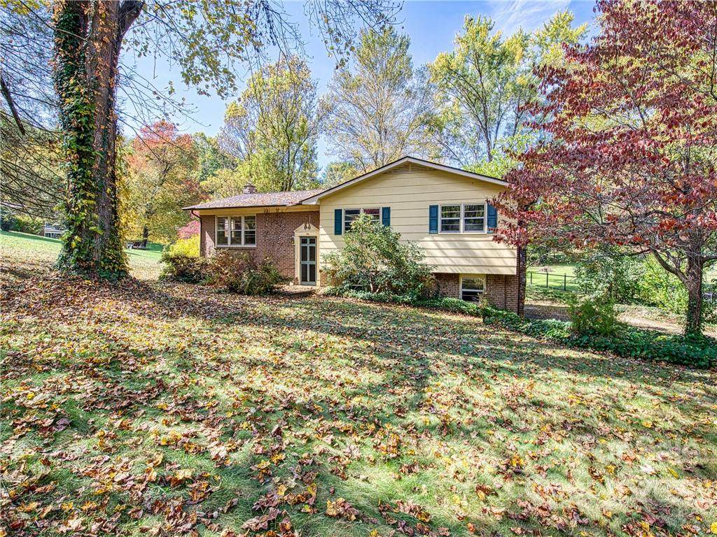182 Fairway Hills Drive - Photo 1