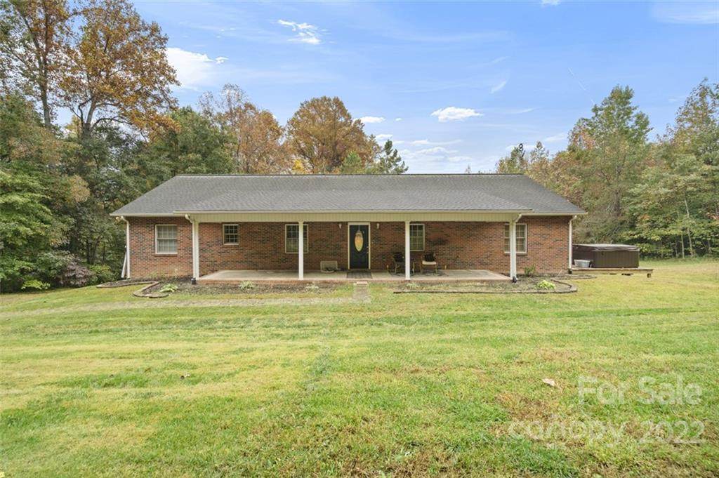 1060 Benfield Woods Woods - Photo 1