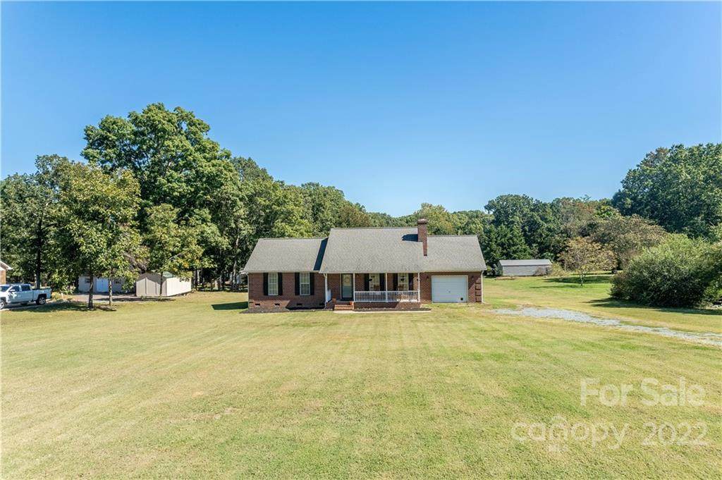 3905 Autumn Wood Drive - Photo 1