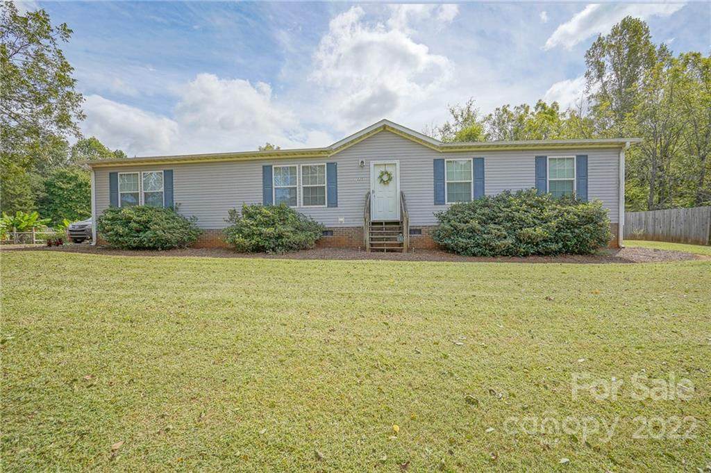 1035 Houston Lane - Photo 1