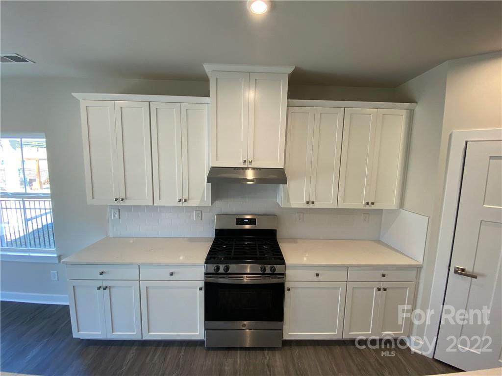 1010 Augustus Beamon Drive - Photo 1