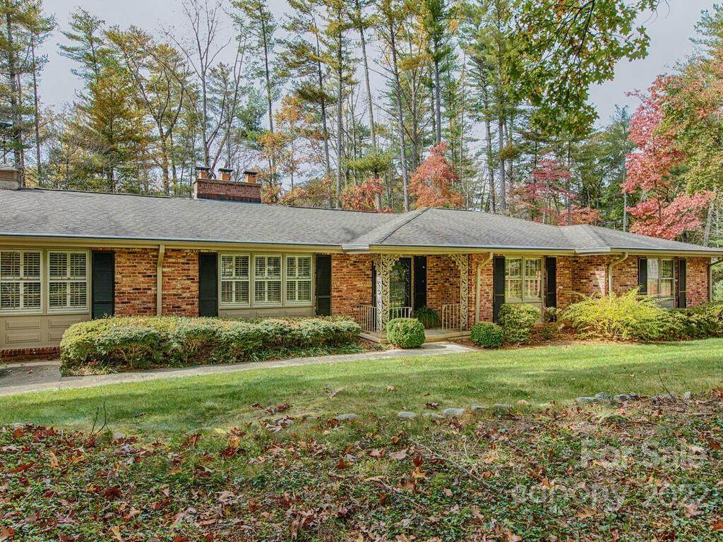 423 Vanderbilt Road - Photo 1