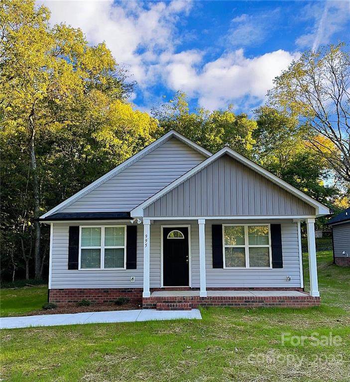995 Charles Street - Photo 1