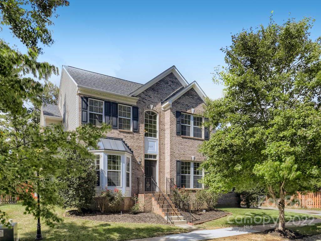 15219 Clover Berry Drive - Photo 1