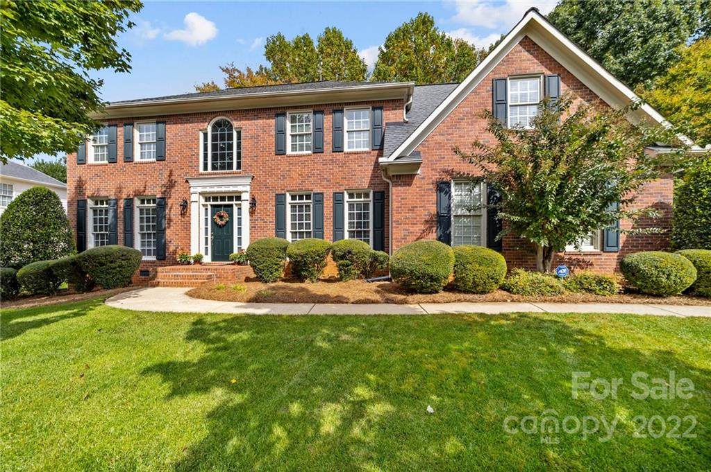 9911 Bayart Way - Photo 1