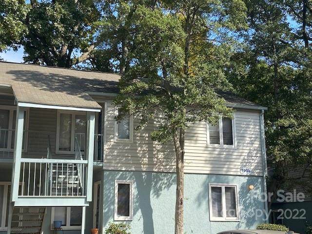 1909 Meadowlark Lane - Photo 1
