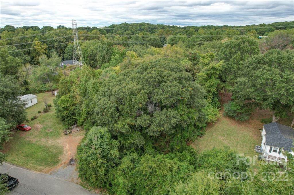 1938 Hillgate Avenue - Photo 1
