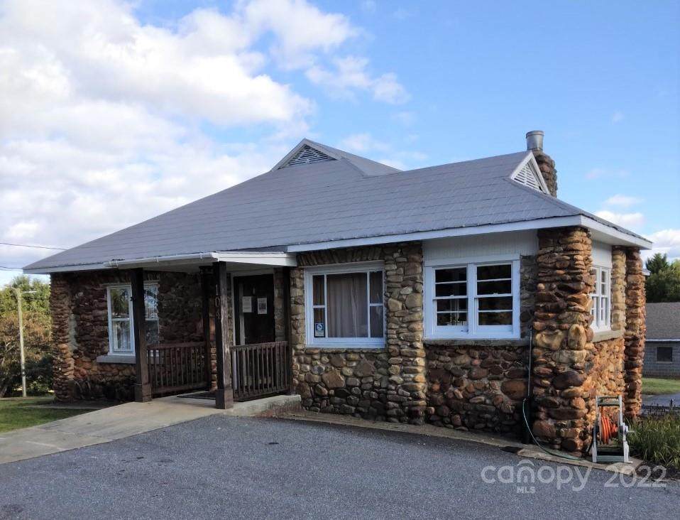 104 Rockett Street - Photo 1