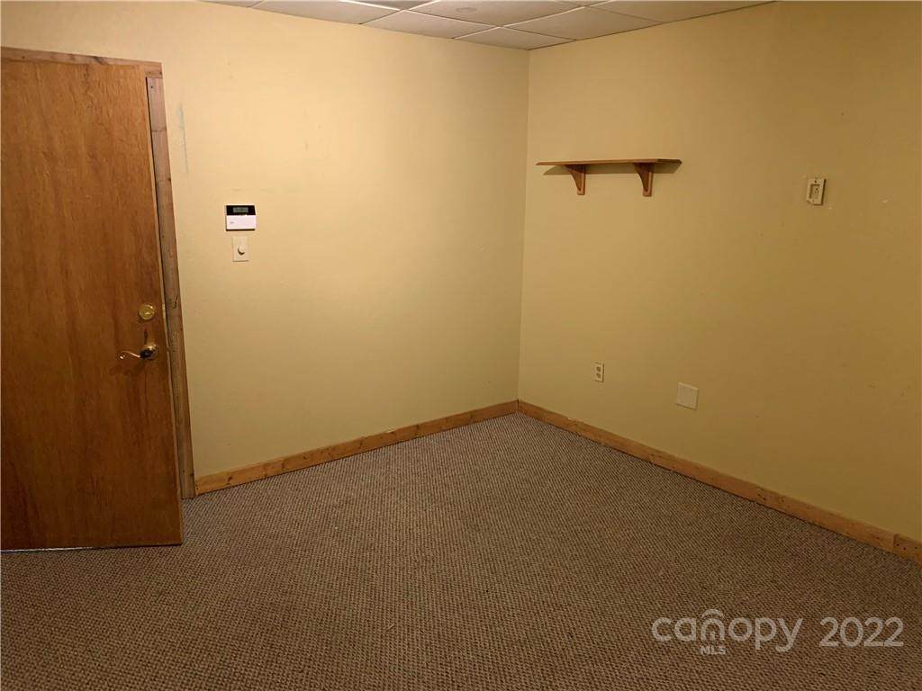 916 Tuckaseegee Road - Photo 1