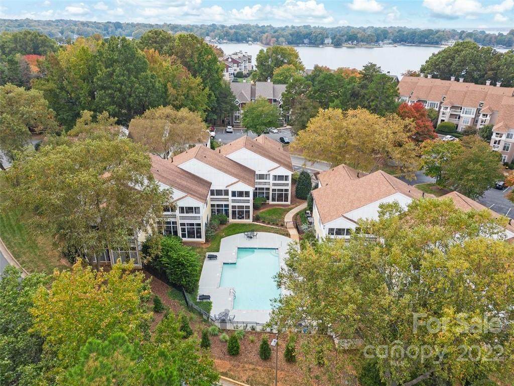 753 Southwest Drive - Photo 1