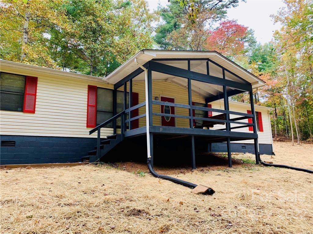 19 Ruby Drive - Photo 1