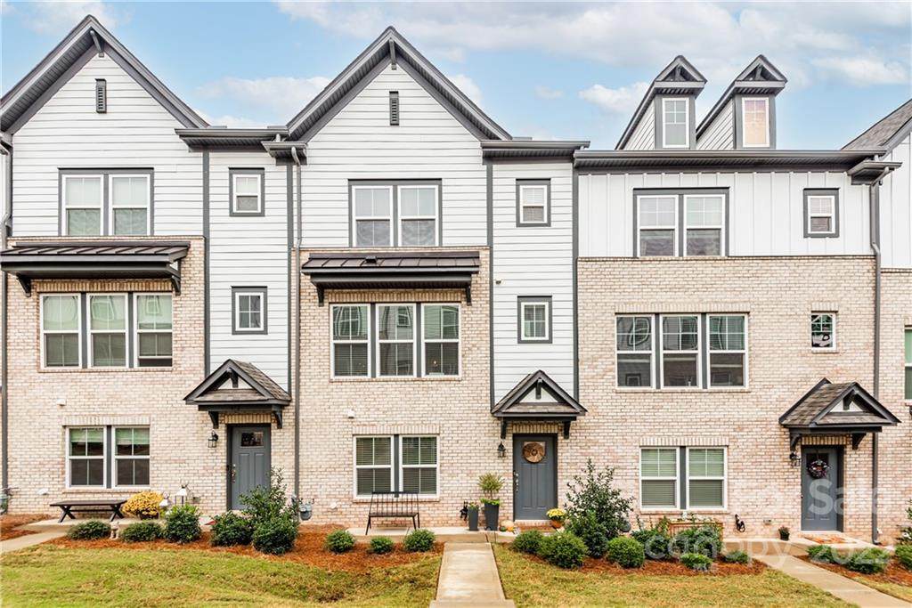 616 Tudor Park Way - Photo 1