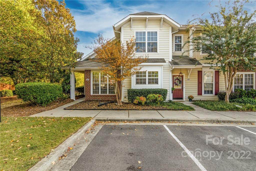 903 Azurine Circle - Photo 1