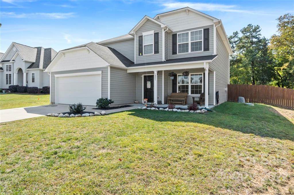 1921 Redwood Drive - Photo 1
