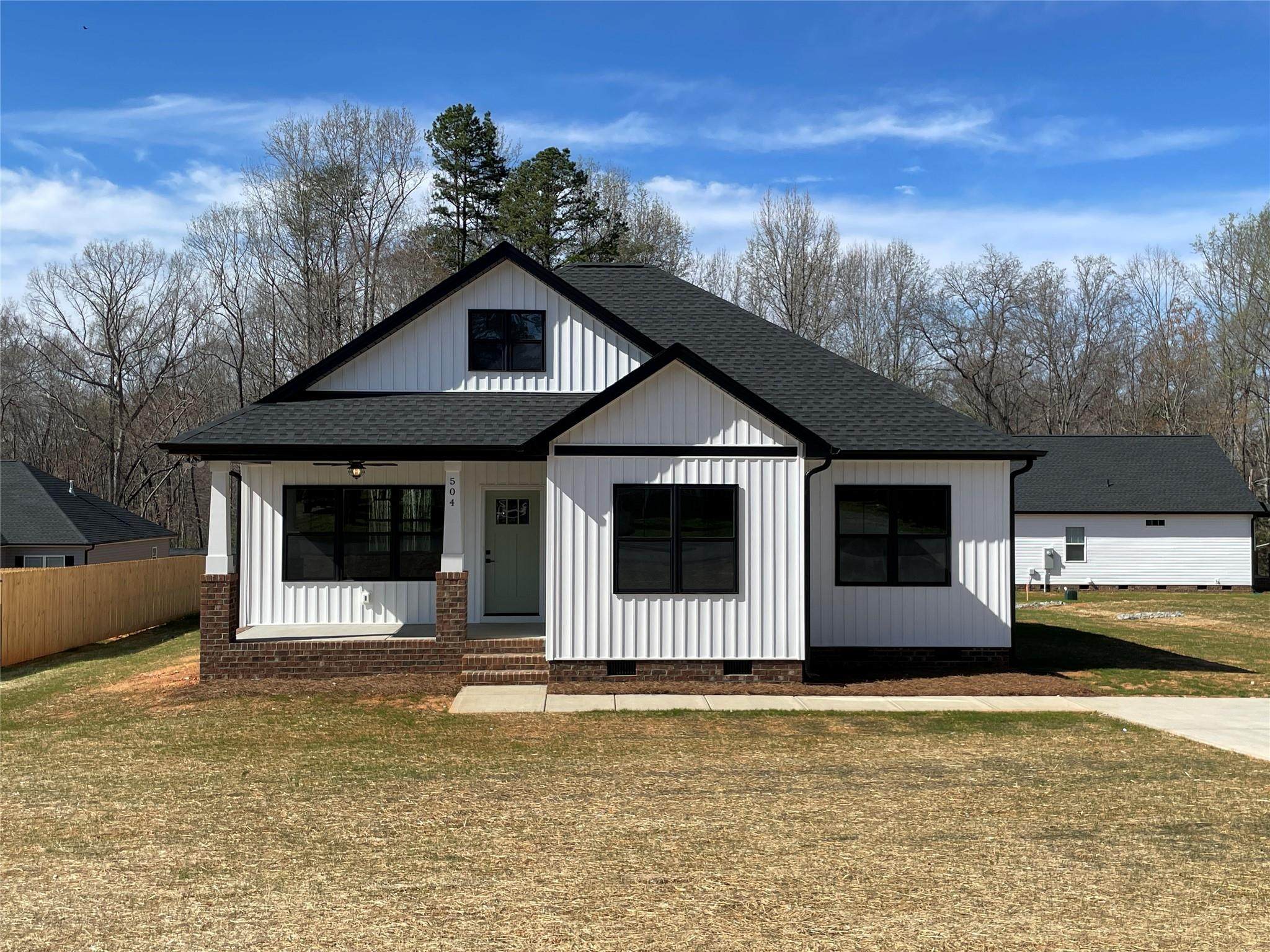 504 Valley Street - Photo 1