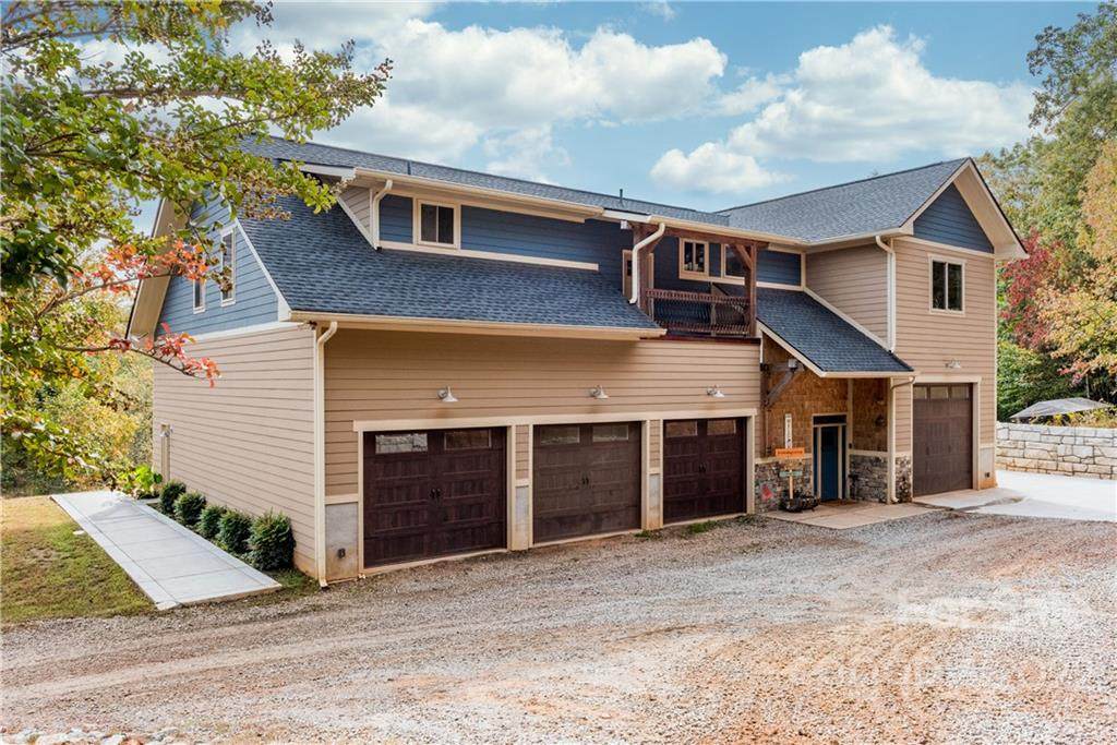912 White Oak Lane - Photo 1