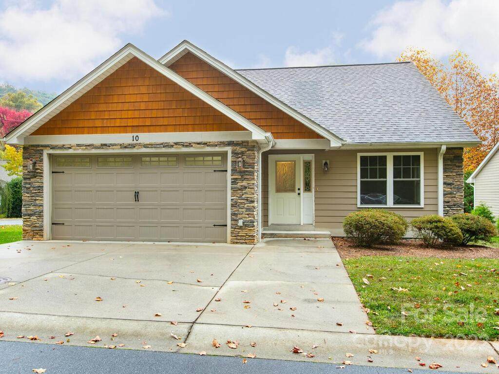 10 Jennlynn Drive - Photo 1