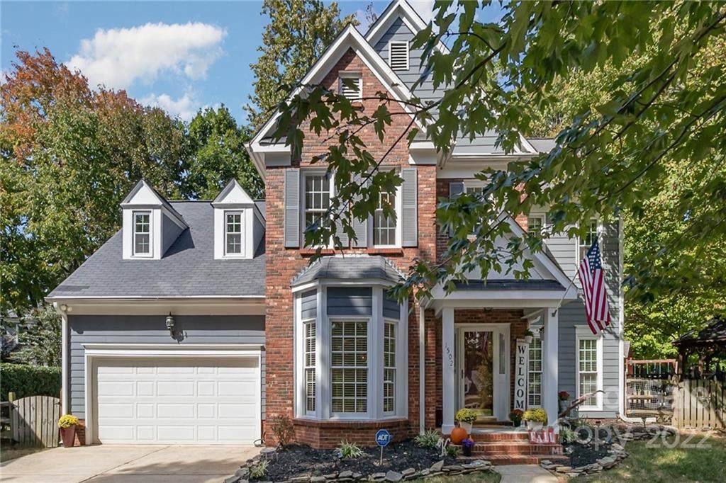 1502 Burning Lantern Lane - Photo 1