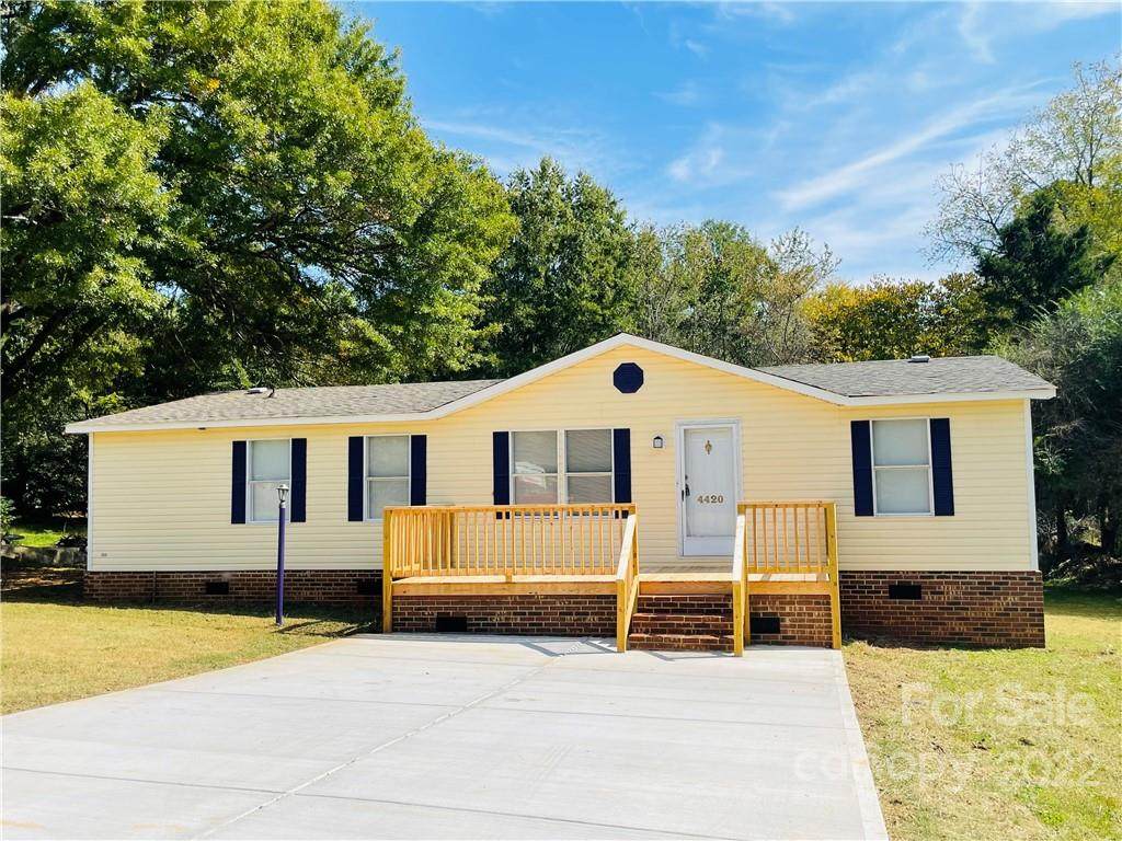 4420 Falls Street - Photo 1