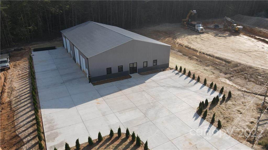 1507 Midtown Drive - Photo 1