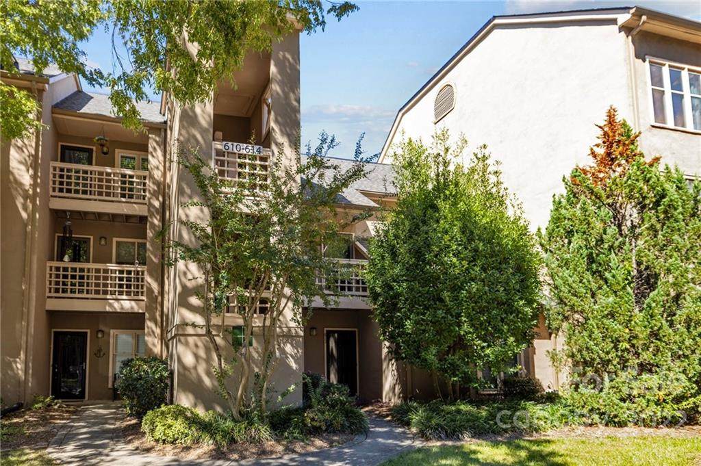 614 Portside Drive - Photo 1