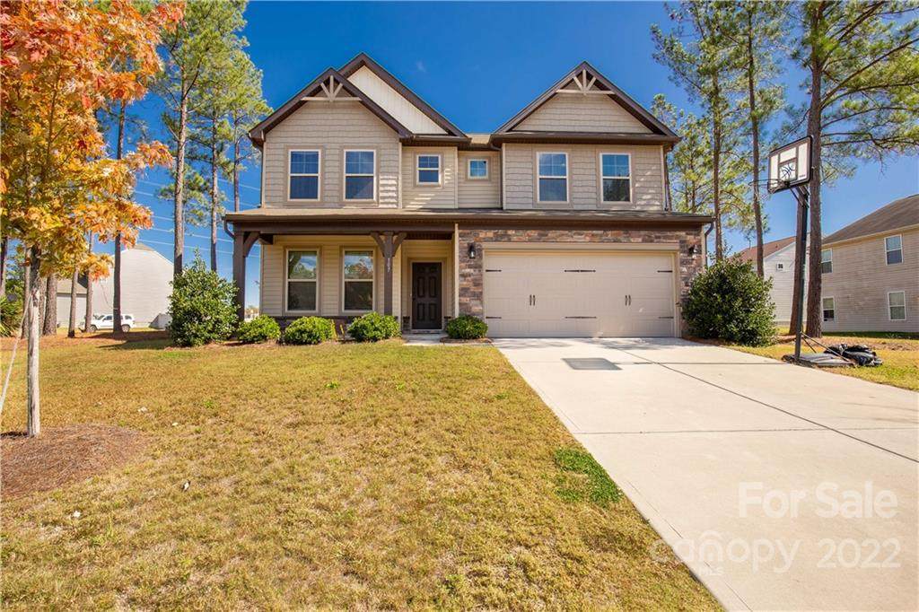 107 Poplin Place - Photo 1