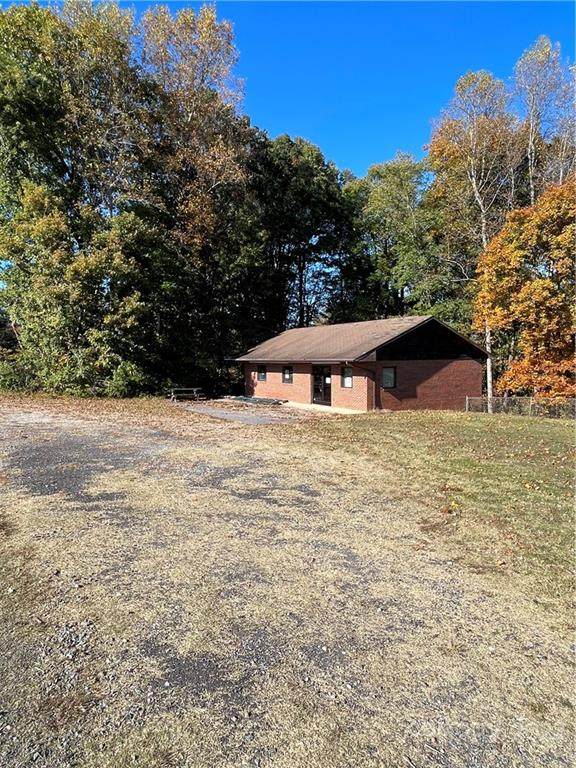 1590 Nc 126 - Photo 1