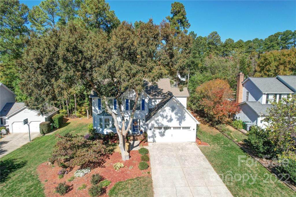 9808 Beaver Hollow Court - Photo 1