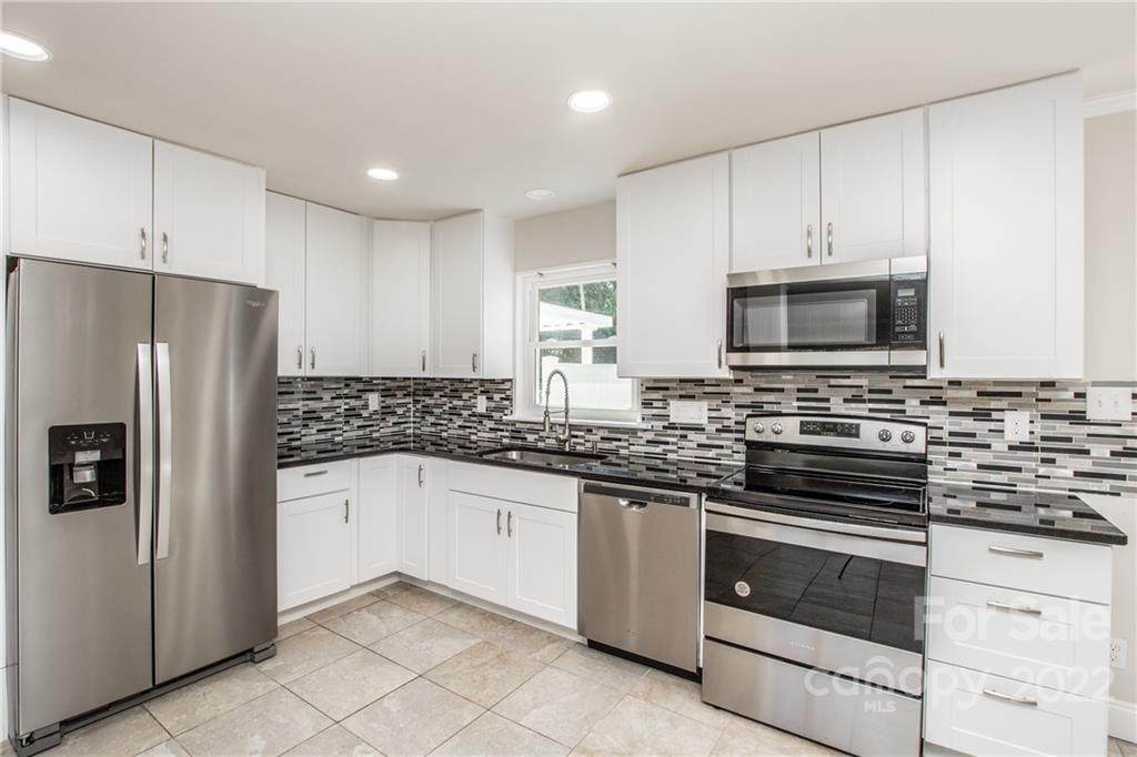1434 Hartis Lane - Photo 1